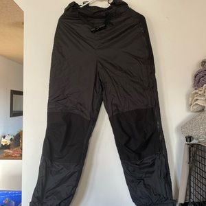 MEC snow pants size small